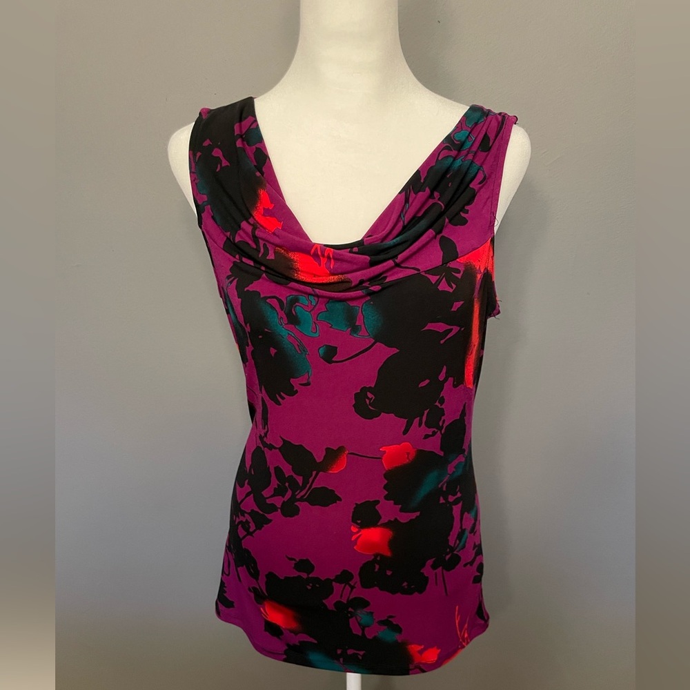 The LIMITED cowl neck floral sleeveless top - Size S